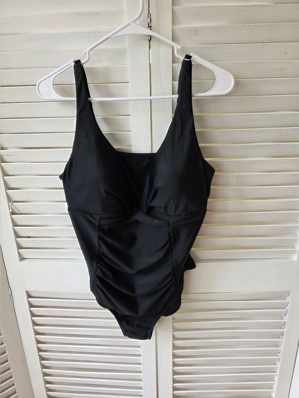Meet Curve Women's Swimsuit Size XL